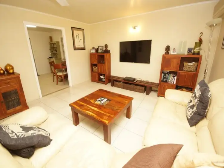 10 Upton Avenue, Andergrove QLD 4740