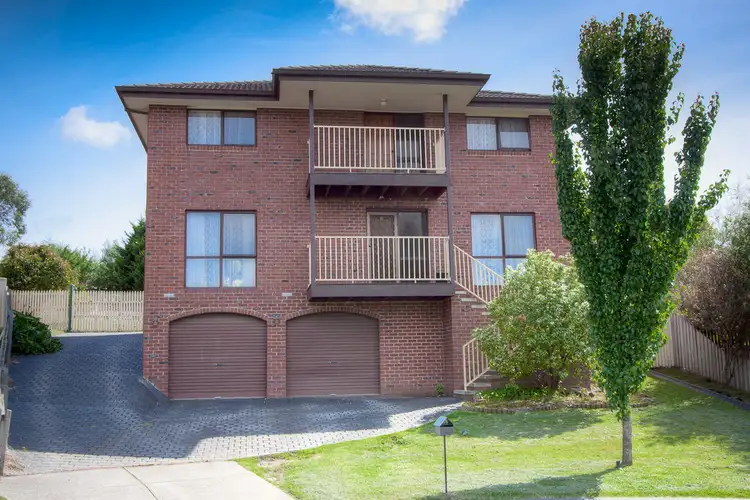 Second view of Homely house listing, 8 Lachlan Court, Sunbury VIC 3429
