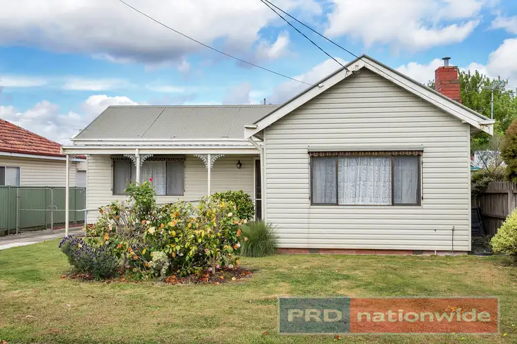 2 Harold Street, Wendouree VIC 3355