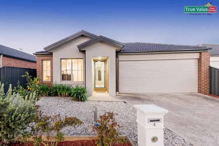 4 Romek way, Truganina VIC 3029