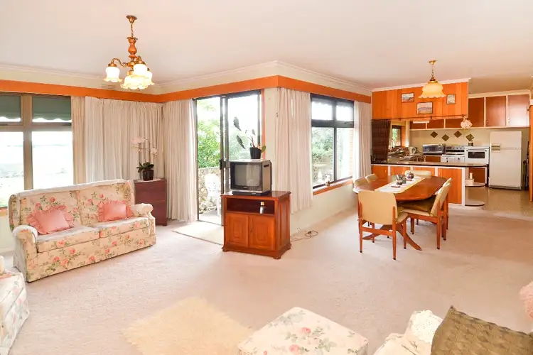 Fourth view of Homely house listing, 22 Graylea Avenue, Herne Hill VIC 3218