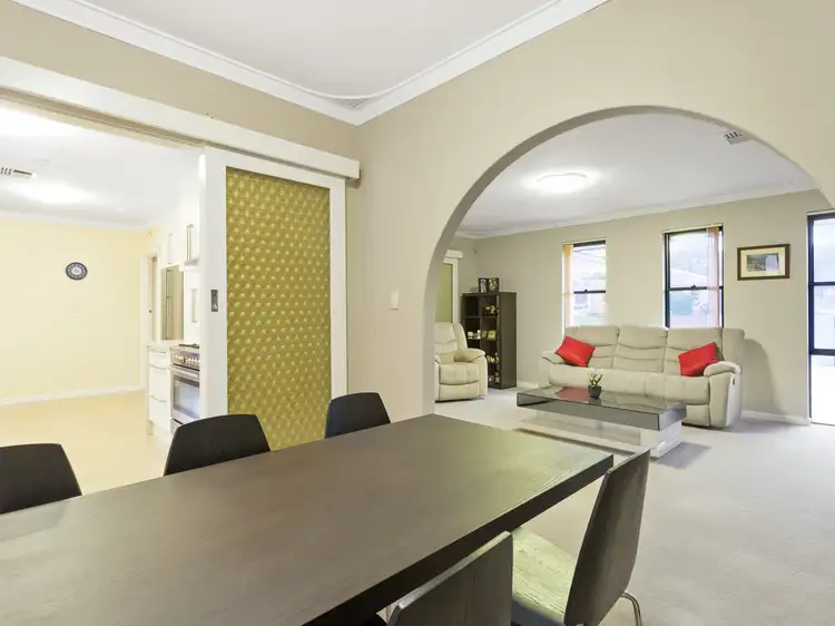 Sixth view of Homely house listing, 10 Shackleton Ave, Hillarys WA 6025