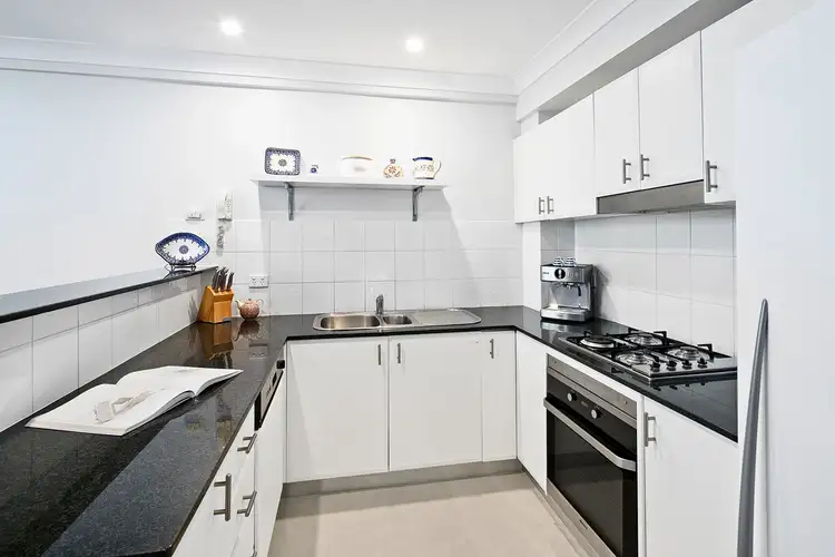 Fifth view of Homely unit listing, 8/10 Waterloo Street, Narrabeen NSW 2101