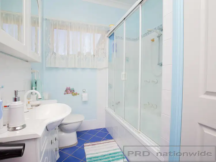 Seventh view of Homely house listing, 8 Ventura Close, Rutherford NSW 2320