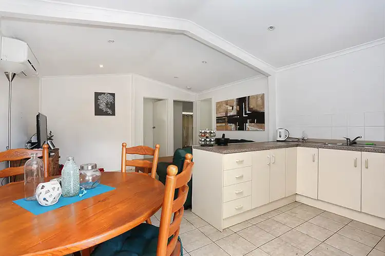 21 Old Landsborough Rd, Beerwah QLD 4519