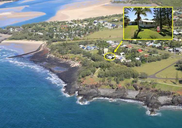 16 The Esplanade, Elliott Heads QLD 4670