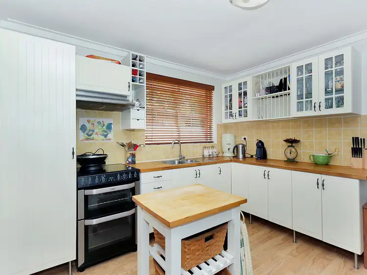 Third view of Homely house listing, 3 Chenies Rest, Gosnells WA 6110
