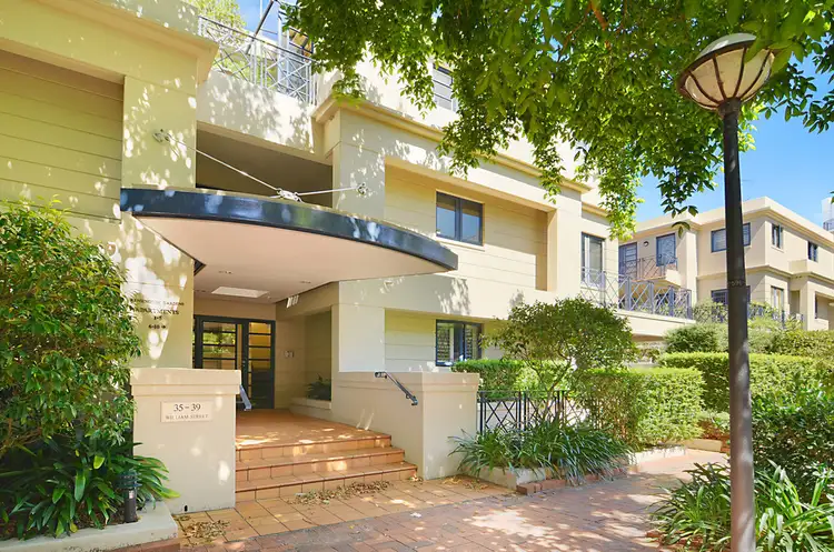 Third view of Homely apartment listing, 2/35 William Street, Double Bay NSW 2028