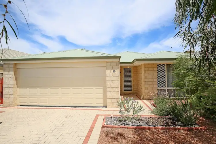 16 Menna Brace, Greenfields WA 6210