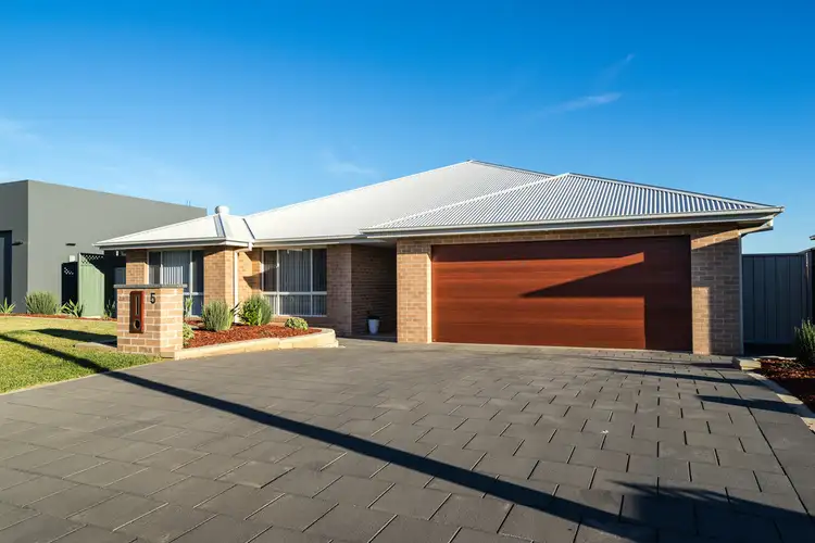 5 BROOK COURT, Dubbo NSW 2830