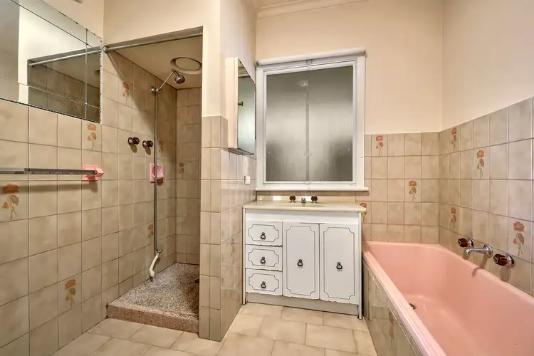 Fifth view of Homely house listing, 18 Collocott Street, Mordialloc VIC 3195