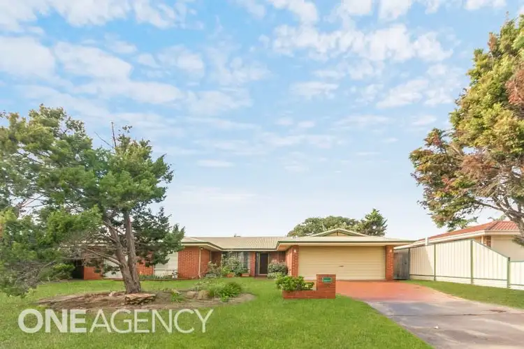25 Heatherlea Parkway, Leeming WA 6149