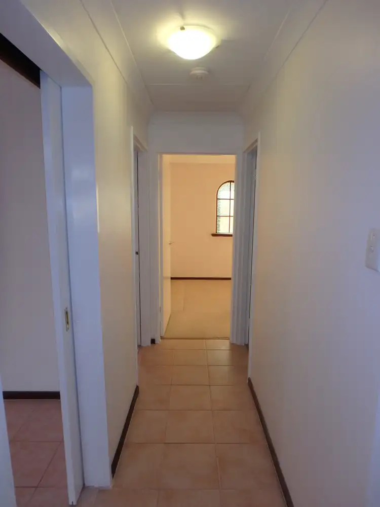 Seventh view of Homely house listing, 8 Mayo Court, Parkwood WA 6147