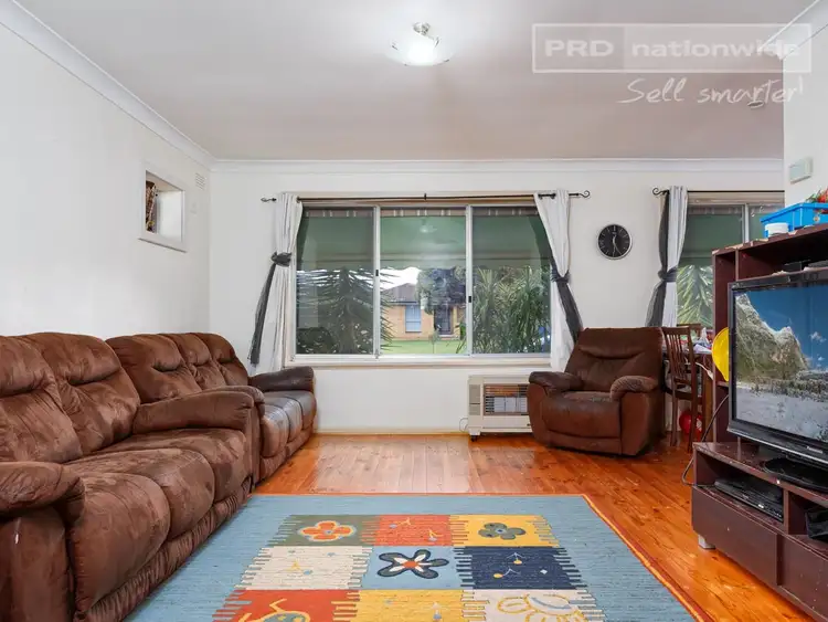 Second view of Homely house listing, 6 Geneva Crescent, Lake Albert NSW 2650