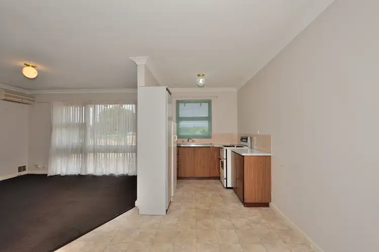 Fifth view of Homely unit listing, 15A Tyne Court, Safety Bay WA 6169