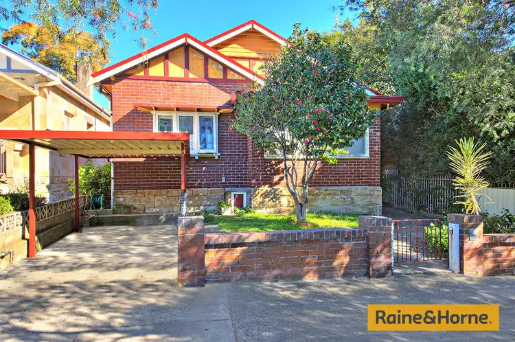 30 Wolli Creek Road, Banksia NSW 2216