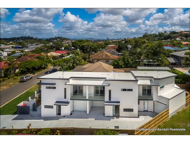 Second view of Homely townhouse listing, Unit 2/32 Troubridge Street, Mount Gravatt East QLD 4122