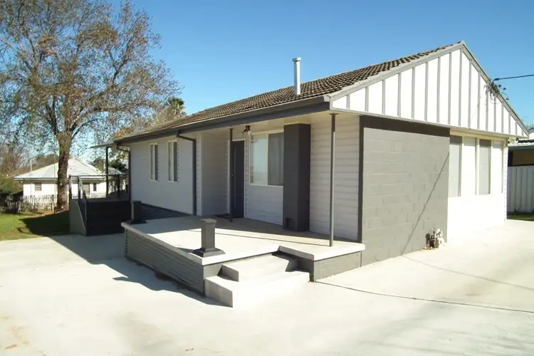 5 McNabb Crescent, Griffith NSW 2680