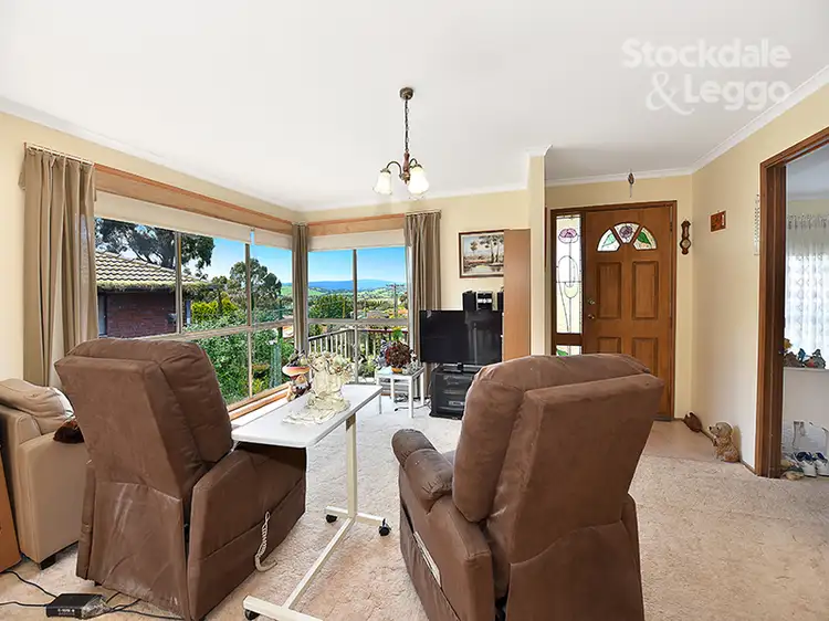 Third view of Homely house listing, 8 Cleve Court, Wallan VIC 3756