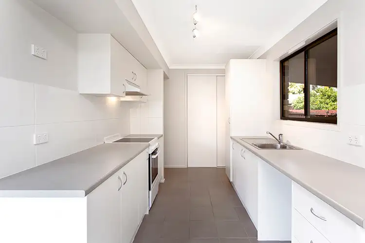 Fourth view of Homely house listing, 19 Oxley Circuit, Daisy Hill QLD 4127