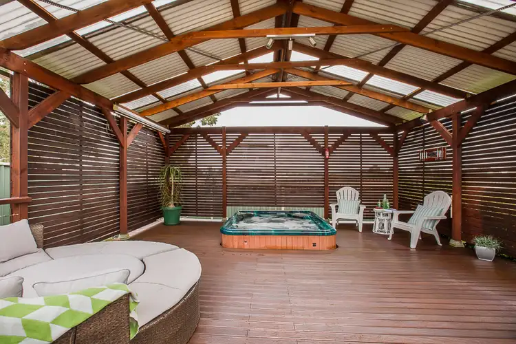 13 Harry Close, Blue Haven NSW 2262