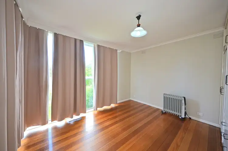 Sixth view of Homely house listing, 3 Pemberley Drive, Notting Hill VIC 3168
