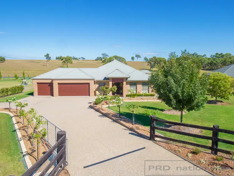10 Cascade Close, Louth Park NSW 2320