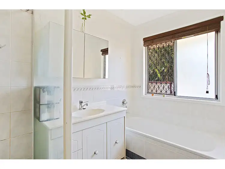 Sixth view of Homely house listing, 7 Savoy Court, Browns Plains QLD 4118