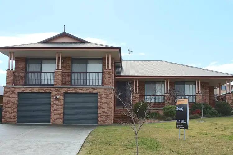 8 Nancarrow Place, Kelso NSW 2795