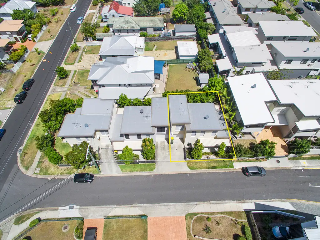 Main view of Homely townhouse listing, 1/40 ORANA STREET, Carina QLD 4152