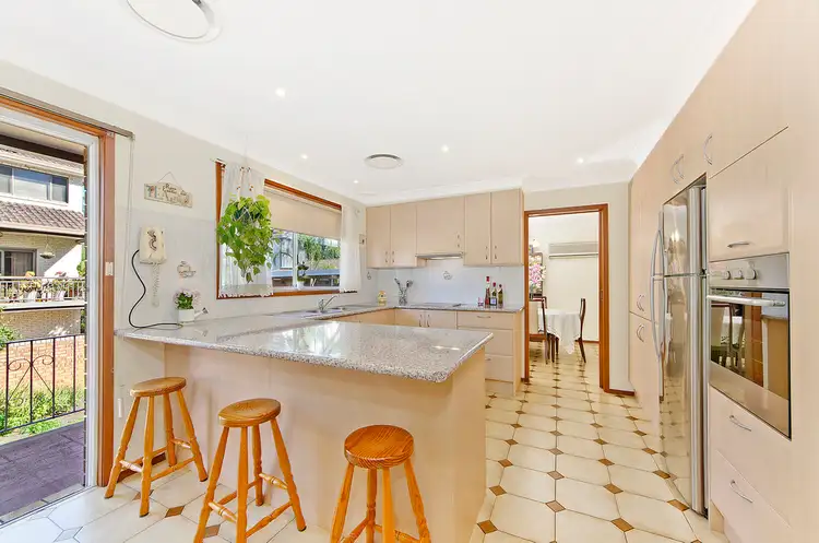 Fourth view of Homely house listing, 7 Sherritt Place, Prairiewood NSW 2176