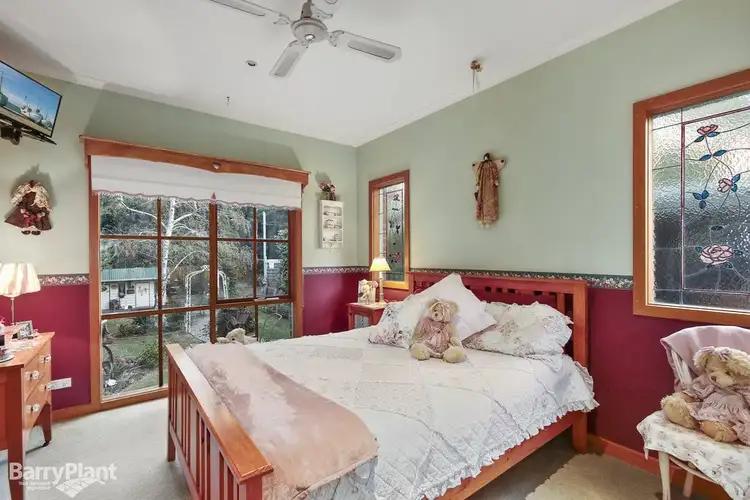Sixth view of Homely house listing, 32 Chevalier Crescent, Mooroolbark VIC 3138
