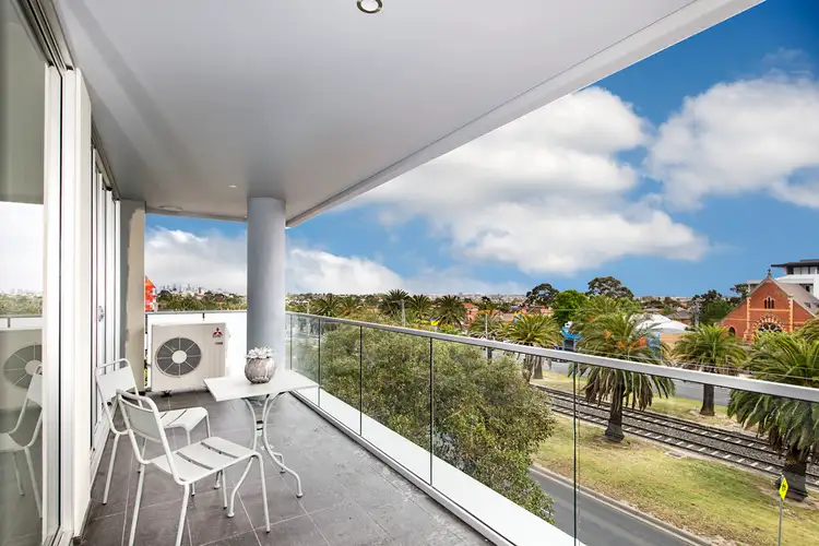 Third view of Homely apartment listing, 2/1072 Mt Alexander Road, Essendon VIC 3040