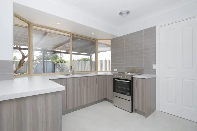 Sixth view of Homely house listing, 22 Broadwater Gardens, South Lake WA 6164