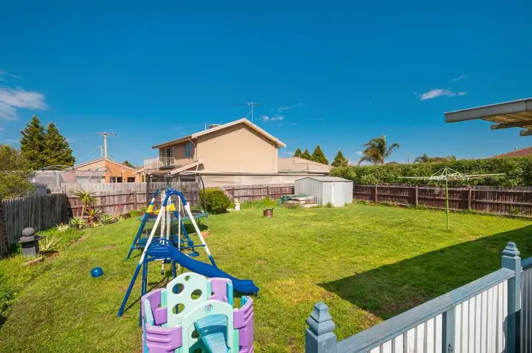 Seventh view of Homely house listing, 139 Hothlyn Drive, Craigieburn VIC 3064