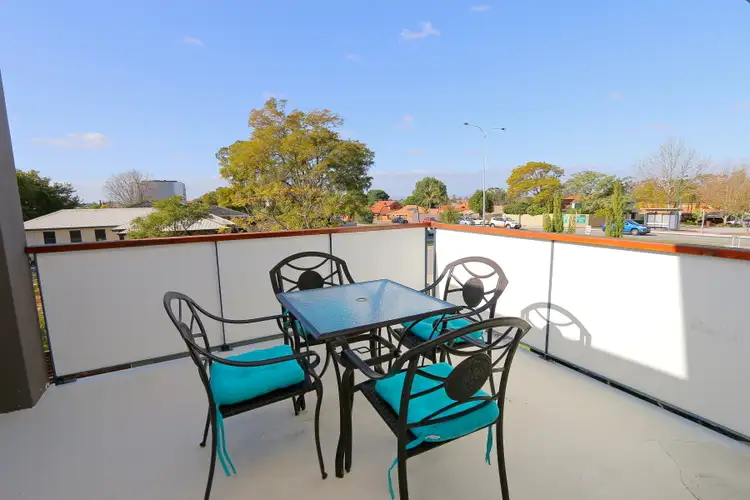 Fifth view of Homely apartment listing, 5/25B Ullapool Road, Applecross WA 6153