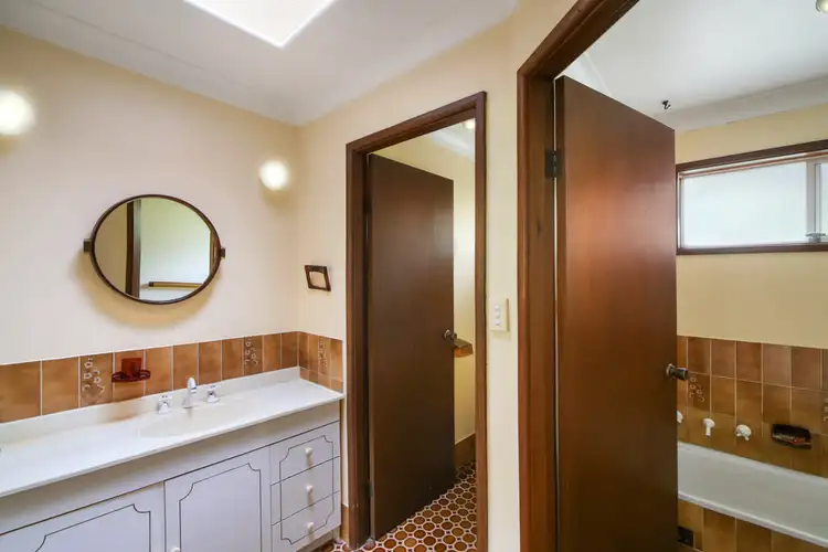 Fifth view of Homely house listing, 39 Yimbala Street, Killarney Vale NSW 2261
