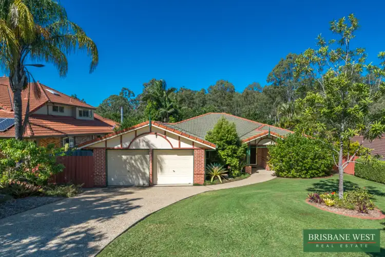 5 Lindsay Way, Brookfield QLD 4069