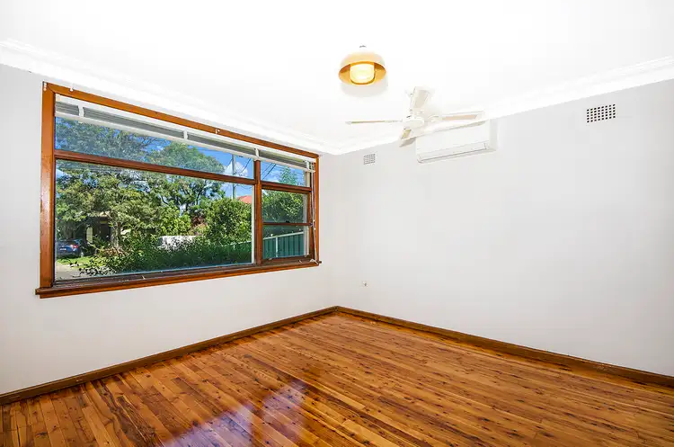 Fourth view of Homely house listing, 10 Rosemont Avenue, Smithfield NSW 2164