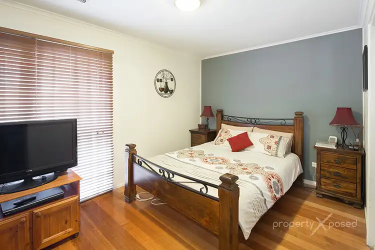 Fifth view of Homely house listing, 4 Mulgoa Court, Keysborough VIC 3173