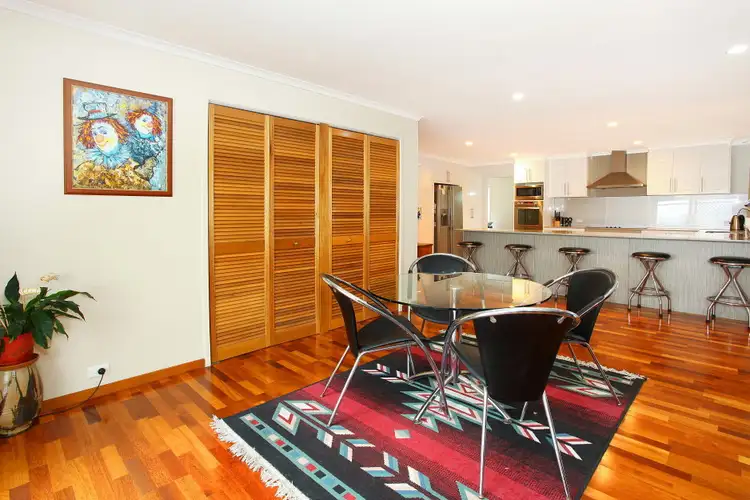 9 Mackay Close, Sorrento QLD 4217