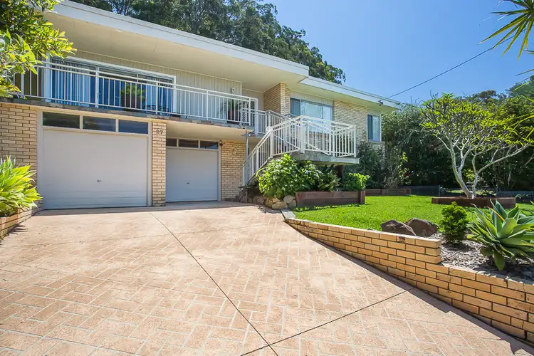 27 Crystal Crescent, Wyong NSW 2259