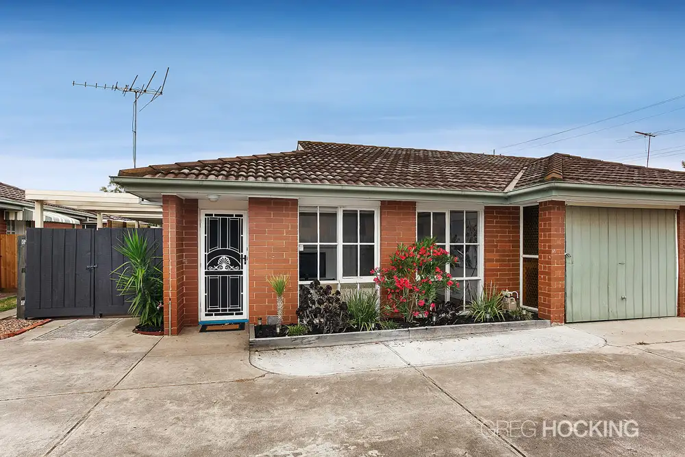 Main view of Homely unit listing, 2/28 Grieve Parade, Altona VIC 3018