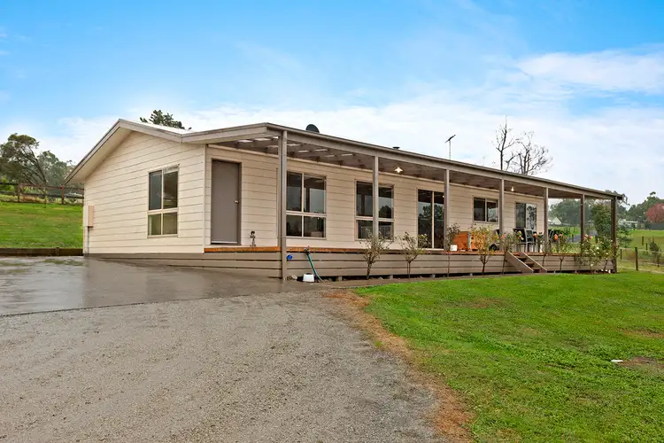 27 Carlisle Close, Nyora VIC 3987