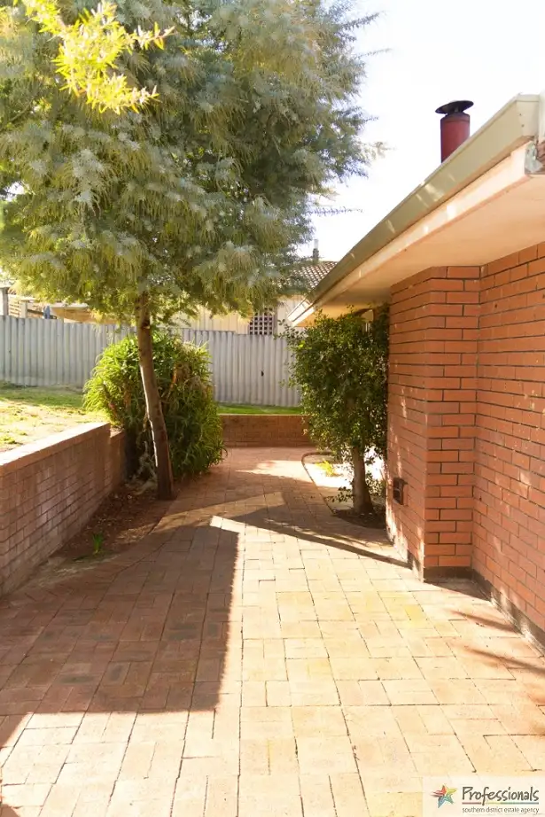 Fourth view of Homely house listing, 5 Saunders Street, Collie WA 6225