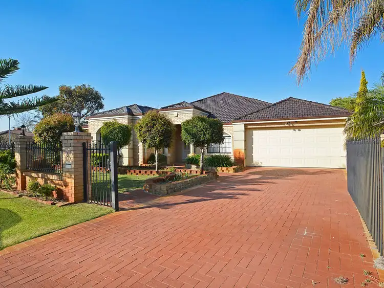 21 Freeland Way, Eden Hill WA 6054