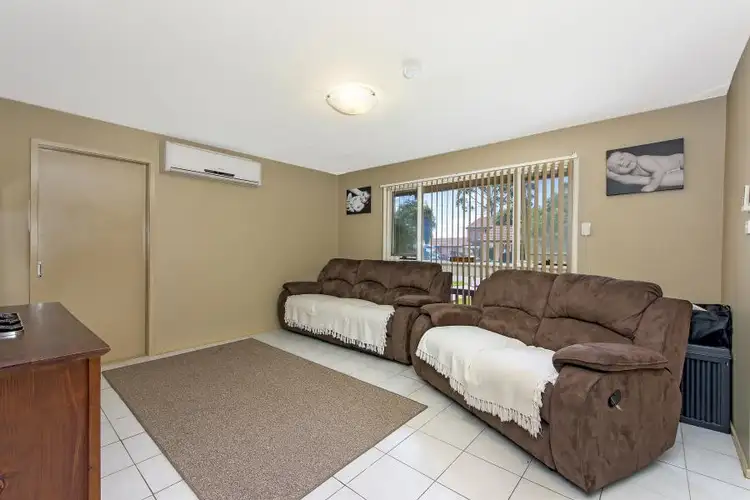 Second view of Homely townhouse listing, 27/7 Hanlon Close, Minto NSW 2566