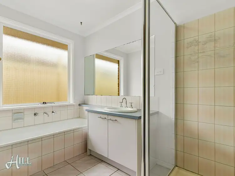 Fifth view of Homely house listing, 14 Spean Court, Endeavour Hills VIC 3802