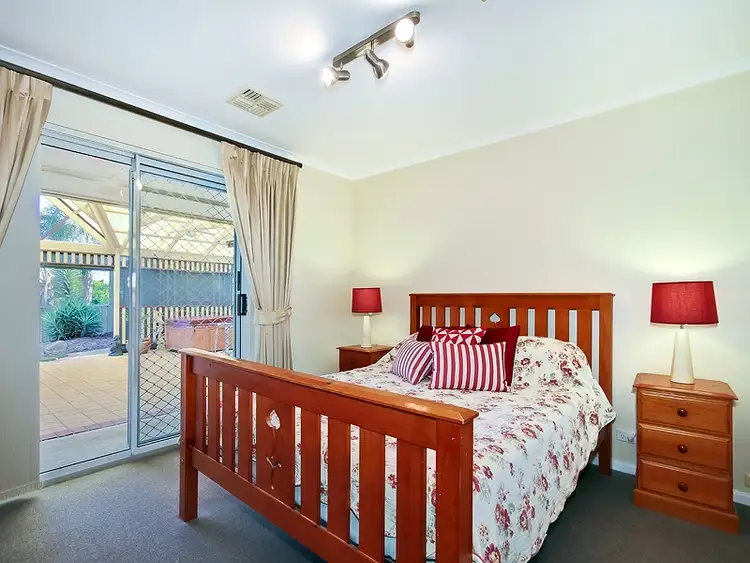 Sixth view of Homely house listing, 5 Caswell Drive, Hallett Cove SA 5158