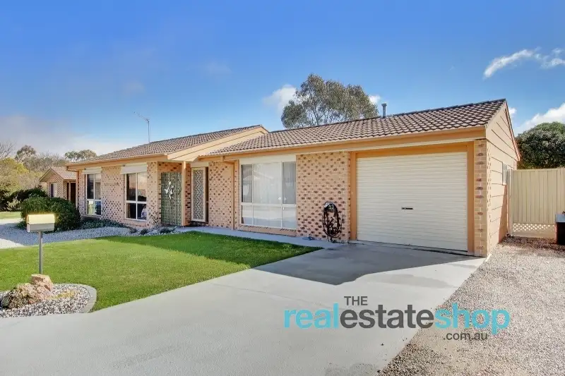 Main view of Homely townhouse listing, 10/27 Cromwell Circuit, Isabella Plains ACT 2905